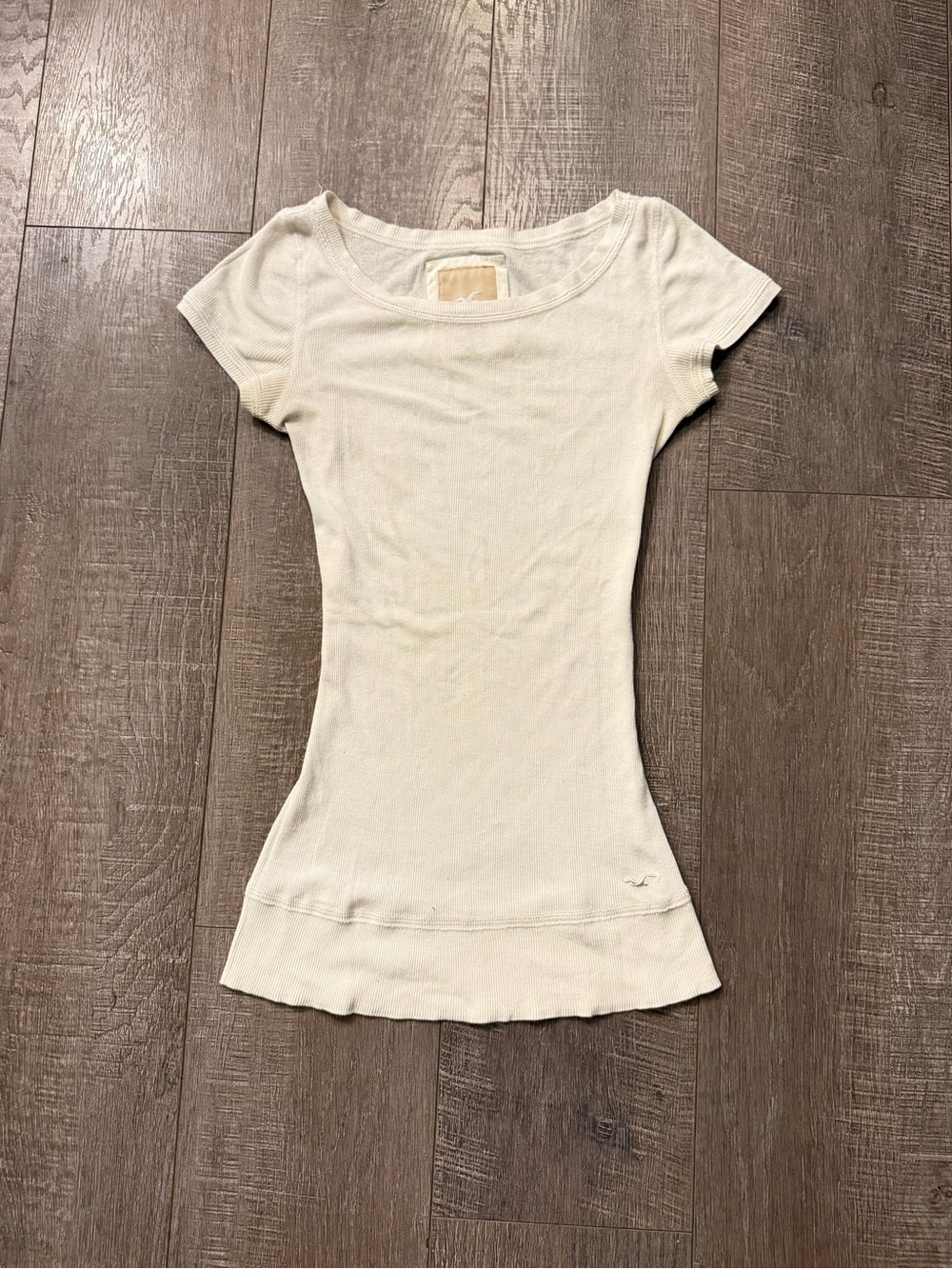 Vintage Hollister Cream y2k Short-Sleeve Ribbed Scoop Neck Top